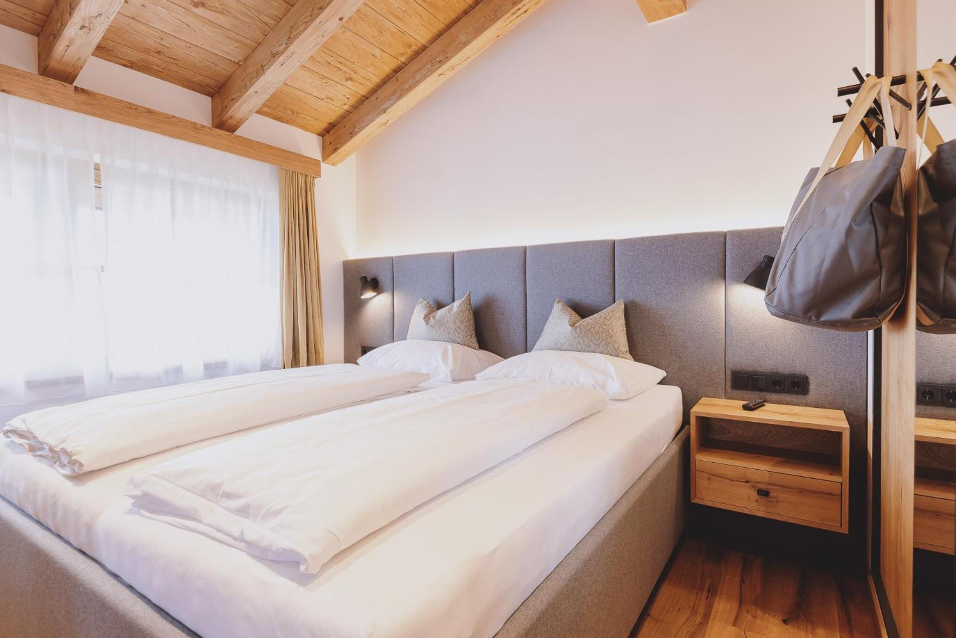 Zaglgut Hotel-Chalets Wellness & Views With Summer Card Included Kaprun Room photo